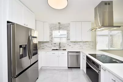 2210 Pomeran Drive, Houston, TX 77080 - Photo 14