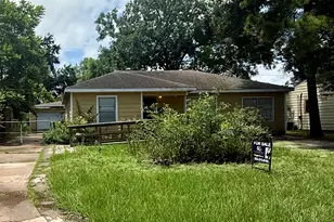 5522 Woodlark St, Houston, TX 77017 - Photo 2