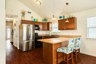433 Seabean St, Surfside Beach, TX 77541 - Photo 6