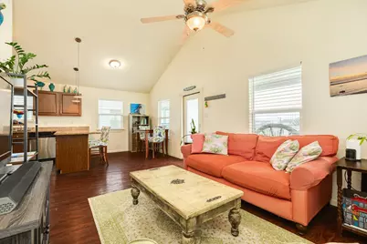 433 Seabean Street, Surfside Beach, TX 77541 - Photo 4