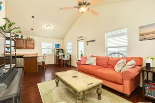433 Seabean St, Surfside Beach, TX 77541 - Photo 4