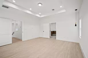 104 Tolima Dove St, Houston, TX 77018 - Photo 30
