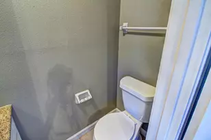 9138 Wilcrest Dr, Houston, TX 77099 - Photo 12