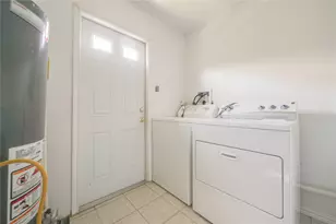 3127 Brisbane St, Houston, TX 77051 - Photo 4