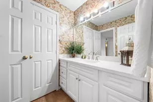 6701 Sands Point Dr, Houston, TX 77074 - Photo 12