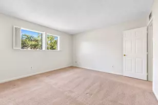 6701 Sands Point Dr, Houston, TX 77074 - Photo 10