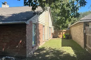 1802 Pinewood Park Dr, Missouri City, TX 77489 - Photo 8