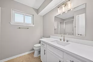 1307 Hitherfield Dr, Sugar Land, TX 77498 - Photo 14