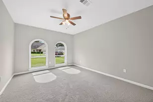 1307 Hitherfield Dr, Sugar Land, TX 77498 - Photo 18