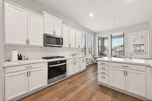 2022 Meteor Fls Dr, Richmond, TX 77469 - Photo 16