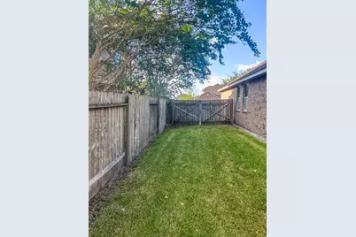 12026 Eagle Ridge Drive, Mont Belvieu, TX 77535 - Photo 28