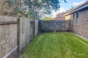 12026 Eagle Ridge Dr, Mont Belvieu, TX 77535 - Photo 28