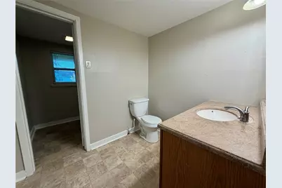 503 McKee Street, Clute, TX 77531 - Photo 6