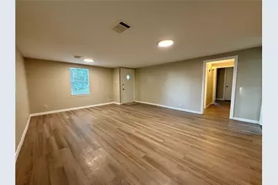 503 McKee Street, Clute, TX 77531 - Photo 4