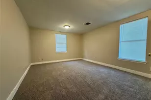 503 McKee St, Clute, TX 77531 - Photo 10