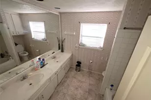 11611 Sagevale Ln, Houston, TX 77089 - Photo 10