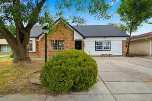 3931 Tiffany Dr, Houston, TX 77045 - Photo 2