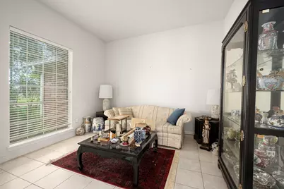 3903 Crystal Lake Circle S, Pearland, TX 77584 - Photo 6