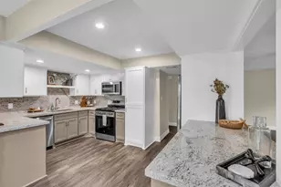 1810 N Red Cedar Cir, The Woodlands, TX 77380 - Photo 6