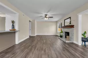 1810 N Red Cedar Cir, The Woodlands, TX 77380 - Photo 14