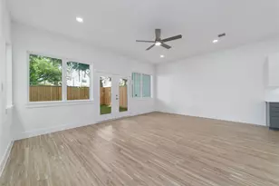 2109 Holman St, Houston, TX 77004 - Photo 12