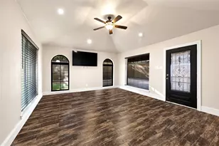 10519 Pleasanton Dr, Houston, TX 77038 - Photo 8