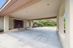 5400 W Bayshore Dr, Bacliff, TX 77518 - Photo 8