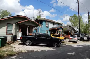 1407 71st St, Houston, TX 77011 - Photo 2