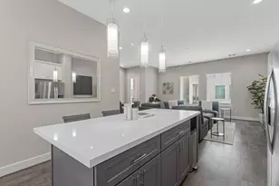 8311 Brecha Ln, Houston, TX 77055 - Photo 8