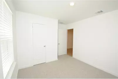1410 Island Grove Drive, Iowa Colony, TX 77583 - Photo 6