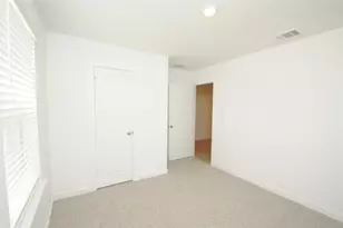 1410 Island Grove Dr, Iowa Colony, TX 77583 - Photo 6