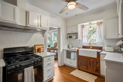 907 Clinton Street, Brenham, TX 77833 - Photo 24