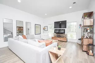 624 N Eldridge Pkwy, Houston, TX 77079 - Photo 8