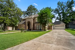 407 Champion Lake Dr, Spring, TX 77380 - Photo 2