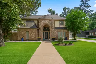 407 Champion Lake Dr, Spring, TX 77380 - Photo 2