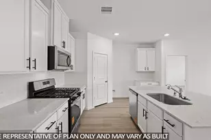 16796 Country Roots Ave, Conroe, TX 77302 - Photo 2