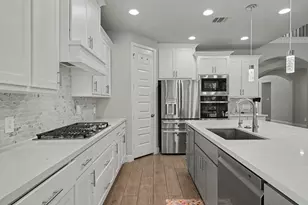 219 Sunrise Canvas Dr, Conroe, TX 77318 - Photo 18