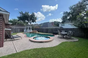 4508 Park Shadow Dr, Baytown, TX 77521 - Photo 1