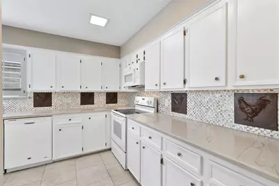 8009 Rebawood Drive, Humble, TX 77346 - Photo 14