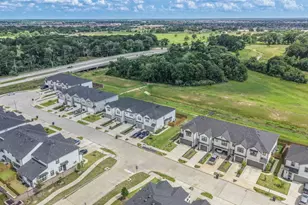 27915 Western Crk Ct, Katy, TX 77494 - Photo 2