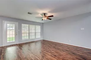 11927 W Vita Cir, Houston, TX 77070 - Photo 6