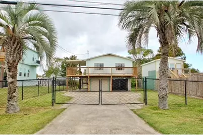 1112 7th Street, San Leon, TX 77539 - Photo 1