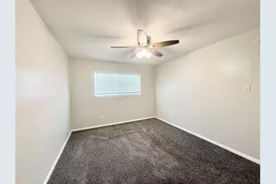 201 S Kaysie Street #3, Angleton, TX 77515 - Photo 12