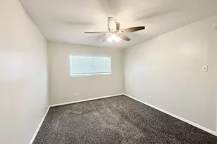 201 S Kaysie St, Angleton, TX 77515 - Photo 12