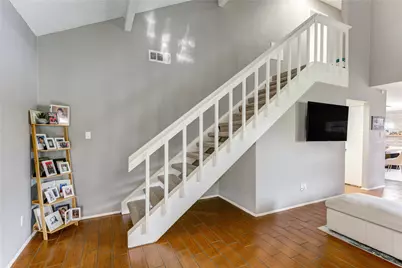 2958 Meadowgrass Lane, Houston, TX 77082 - Photo 10