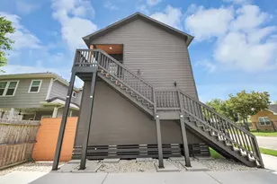 801 E 32nd 1/2 St, Houston, TX 77022 - Photo 32