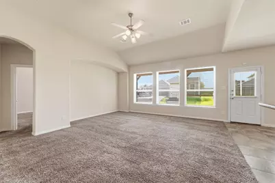 9518 Franklin Drive, Mont Belvieu, TX 77523 - Photo 10