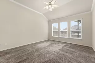 9518 Franklin Dr, Mont Belvieu, TX 77523 - Photo 12