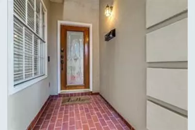 1318 Peden Street #D, Houston, TX 77006 - Photo 2