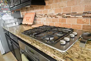 13514 Mooring Pointe Dr, Pearland, TX 77584 - Photo 4